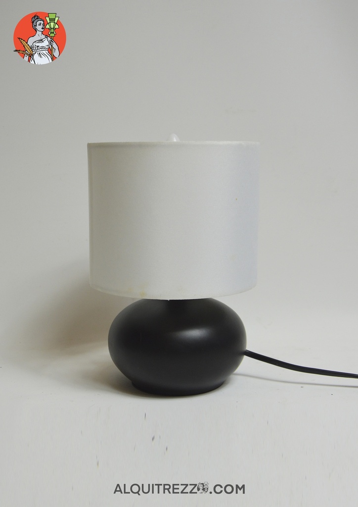 LÁMPARA DE MESA NEGRA PEQUEÑA